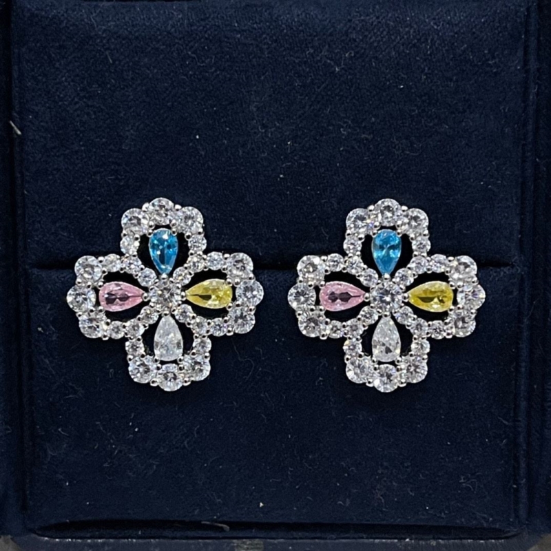 HARRY WINSTON
